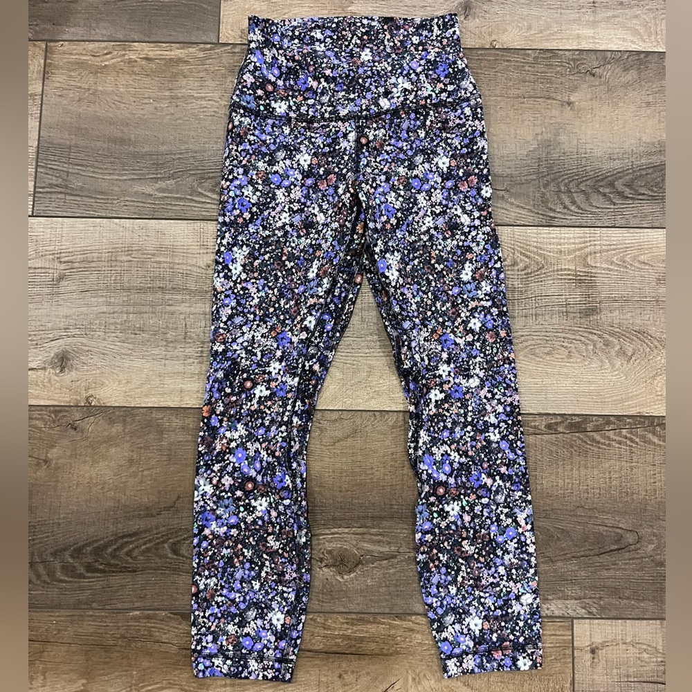 Lululemon; align